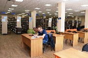 Обслуживание читателей в читальных залах и на абонементе
Фотограф(ы): Н. Ю. Машутина
