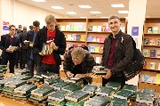 Выдача учебной литературы первокурсникам 2019г.
Фотограф(ы): Н. Ю. Машутина