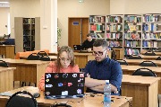 Обслуживание читателей в читальных залах и на абонементе
Фотограф(ы): Н. Ю. Машутина