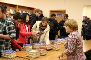 Выдача литературы студентам-первокурсникам
Фотограф(ы): Н. Ю. Машутина